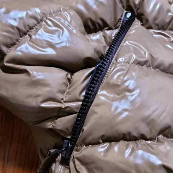 DUVETICA Men's Dionisio Shiny Nylon Jacket - Picture 2 of 4